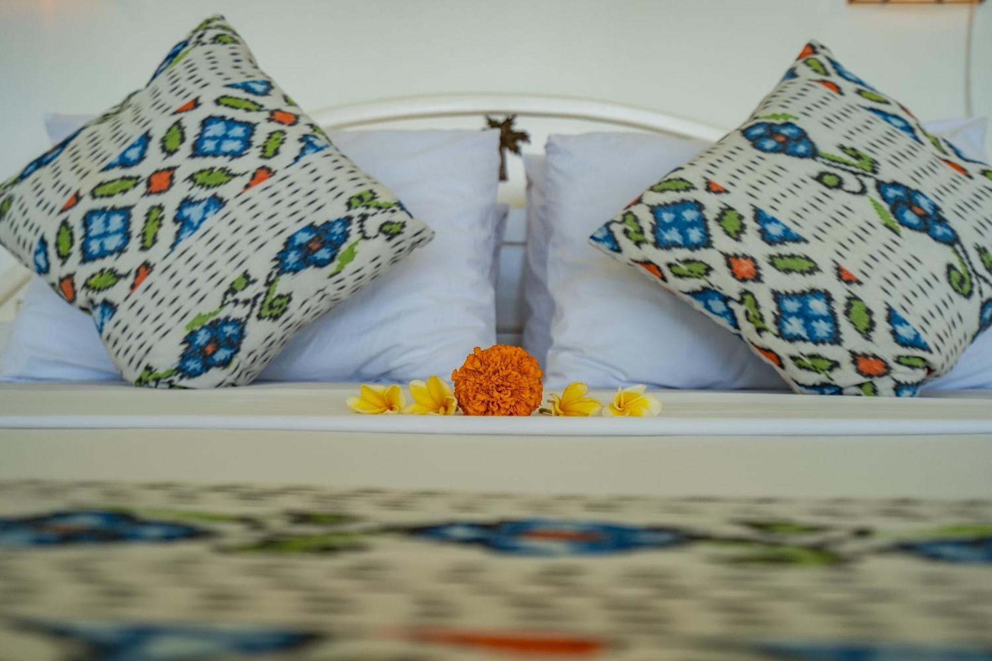 Senang Resort Tianyar Ngoại thất bức ảnh